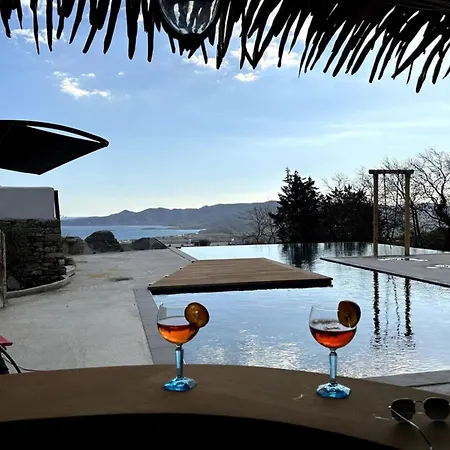 Mahe Tennis Island Evia - B'your Villa Karystos (Evia)