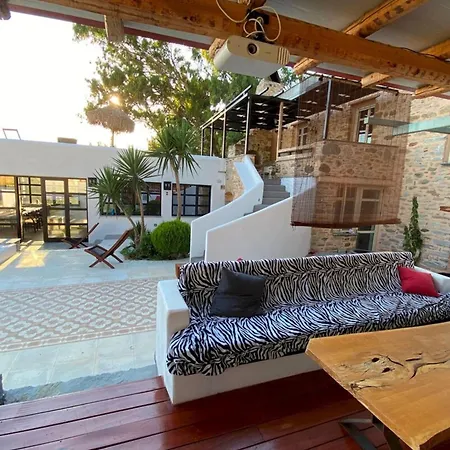 Mahe Tennis Island Evia - B'your 빌라