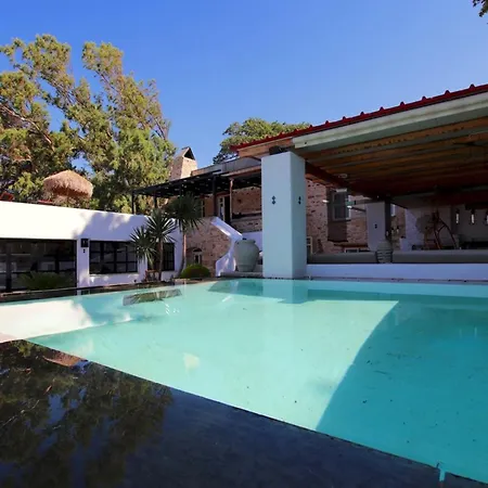 빌라 Mahe Tennis Island Evia - B'your